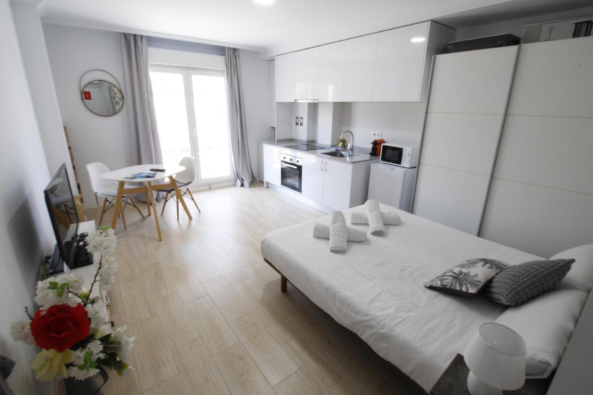 Apartamentos Sol Y Luz إل كامبيلو المظهر الخارجي الصورة